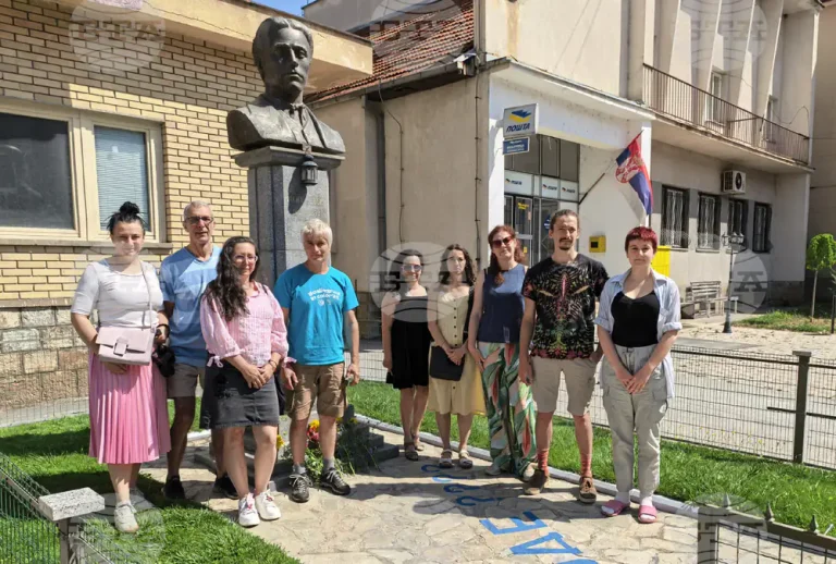 Учесниците во Меѓународната ликовна колонија „Босилеград во бои“ му оддадоа почит на Васил Левски