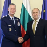 Бугарскиот премиер Радев разговараше со генерал Гринкевич за ризиците по безбедноста и модернизацијата на бугарските вооружени сили