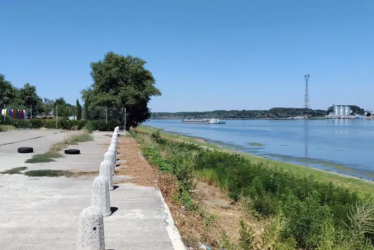 Ќе се гради насип кај АЕЦ „Козлодуј“ поради нискиот водостој на реката Дунав