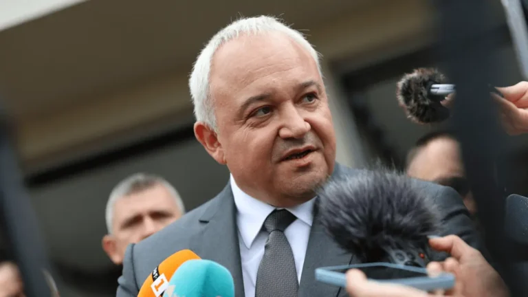 Бугарскиот министер за внатрешни работи Иван Демерџиев: Кога на саркофагот пишува „Цар на Бугарите“, споровите со Скопје се излишни