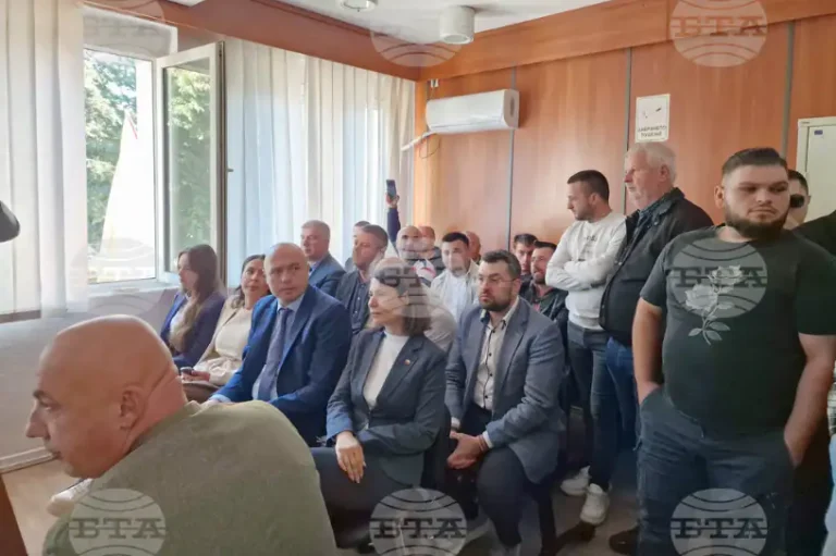 Младенов во Кочани: Ива Михаилова има право да добие соодветно лекување, без оглед на тоа како ќе заврши судскиот процес