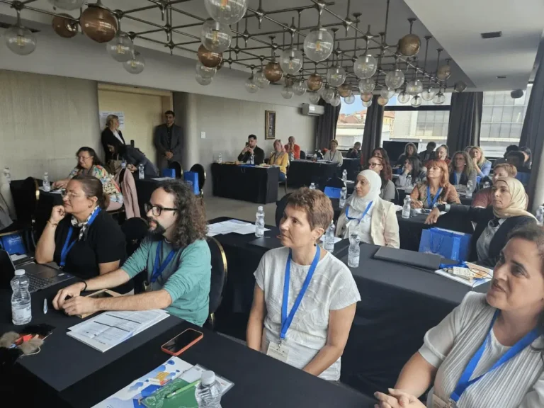 Бугарскиот центар за развој на човечките ресурси преку eTwinning обедини просветни работници од 11 држави за меѓународна соработка