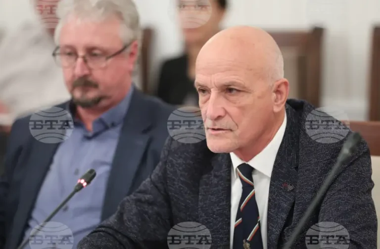 Комисијата за политиките кон Бугарите надвор од земјата расправаше за одбивањето влез во Србија на двајца претставници на институтот „Западни покраини“