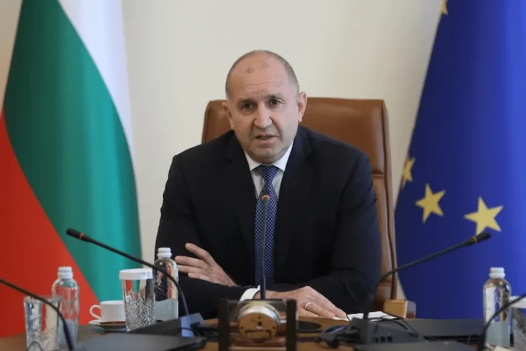 Румен Радев за нападнатите бродови во Црното Море: Апсолутно недозволив напад во бугарската исклучителна економска зона